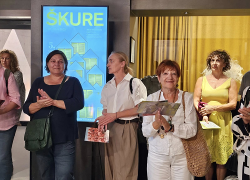 Fotografija 11 - Otvorene ŠKURE