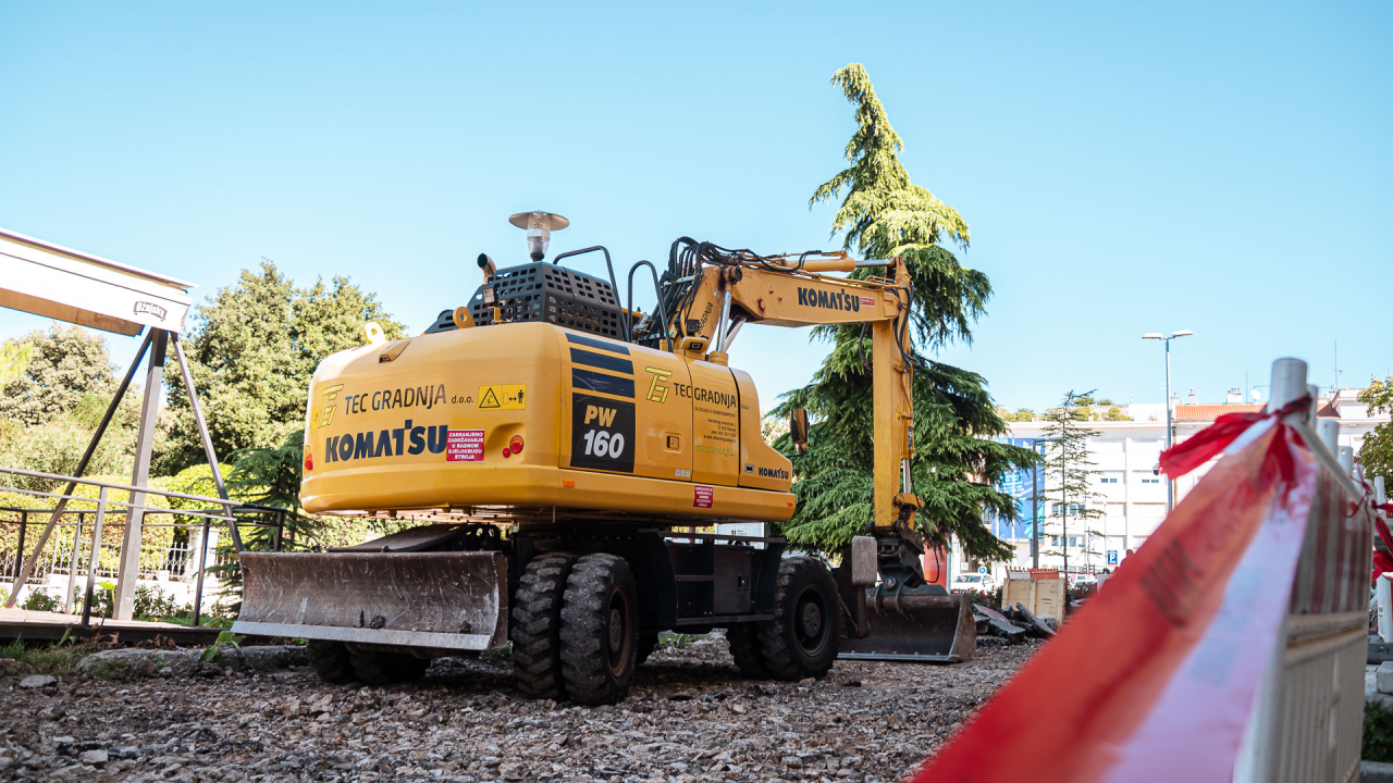 Počeli radovi kod bivšeg kina Tesla: Ulica Vladimira Nazora uskoro dobiva novo ruho