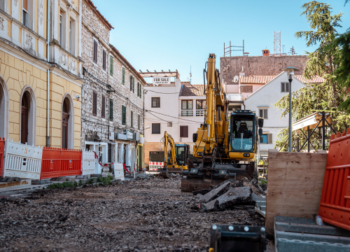 Fotografija 4 - Počeli radovi kod bivšeg kina Tesla: Ulica Vladimira Nazora uskoro dobiva novo ruho