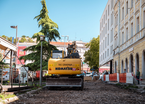 Fotografija 6 - Počeli radovi kod bivšeg kina Tesla: Ulica Vladimira Nazora uskoro dobiva novo ruho