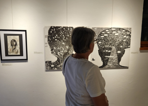 Fotografija 23 - U galeriji Kninskog muzeja otvoren 2. Trijenale portreta. Dodijeljene nagrade najboljim autorima