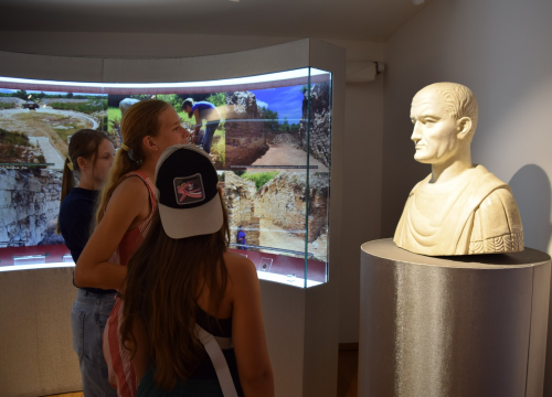 Fotografija 4 - Četrdeset mladih čuvara prirode predano je istraživalo vrijednosti NP 'Krka'