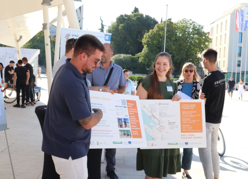 Fotografija 1 -  Na Poljani predstavljena nova tehnološka rješenja za održiv javni prijevoz