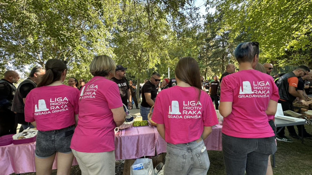 Tristotinjak bajkera iz cijele Hrvatske sudjelovalo u humanitarnom moto defileu povodom obilježavanja Rujanskog rata