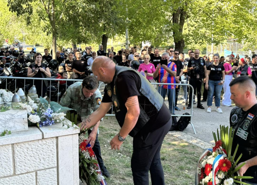 Fotografija 5 - FOTO Tristotinjak bajkera iz cijele Hrvatske sudjelovalo u humanitarnom moto defileu povodom obilježavanja Rujanskog rata