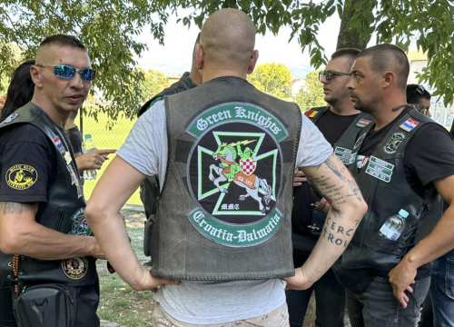 Fotografija 6 - FOTO Tristotinjak bajkera iz cijele Hrvatske sudjelovalo u humanitarnom moto defileu povodom obilježavanja Rujanskog rata