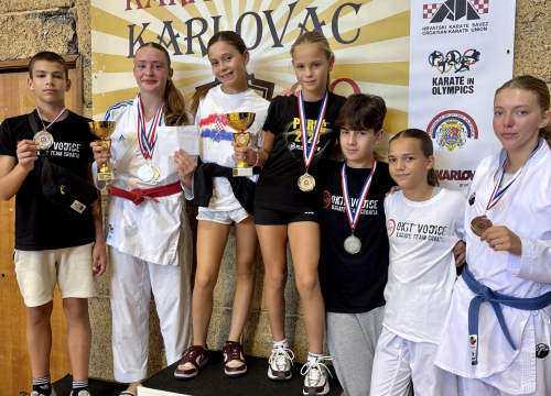 Fotografija 5 - FOTO Okitaši uzeli šest medalja u Karlovcu