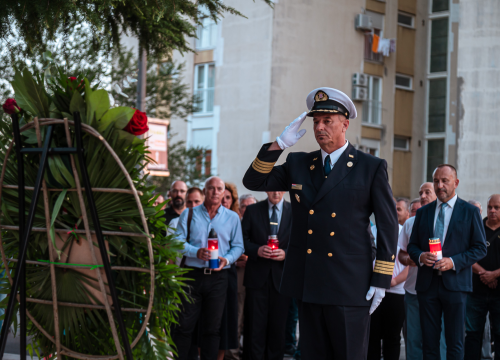 Fotografija 18 - Polaganjem vijenaca, komemoracijom, mimohodom i bakljadom obilježen 34. spomendan Rujanskog rata
