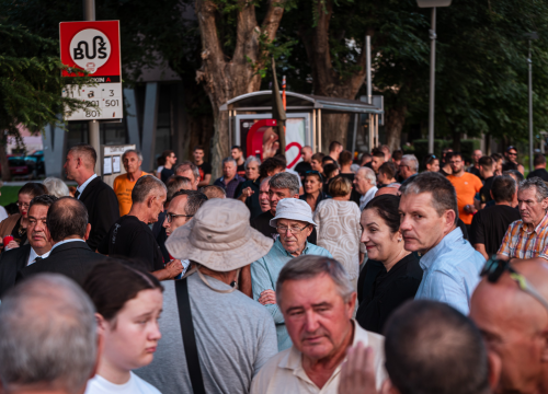 Fotografija 19 - Polaganjem vijenaca, komemoracijom, mimohodom i bakljadom obilježen 34. spomendan Rujanskog rata