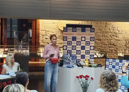 Fotografija 10 - Predstavljana torbica 'Šibenka'