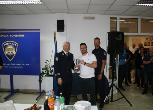 Fotografija 4 - Obilježen Dan policije