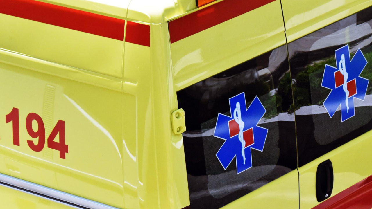 U prometnoj nesreći na A1 kod Šibenika suvozač (52) teško, a vozač (34) lakše ozlijeđen