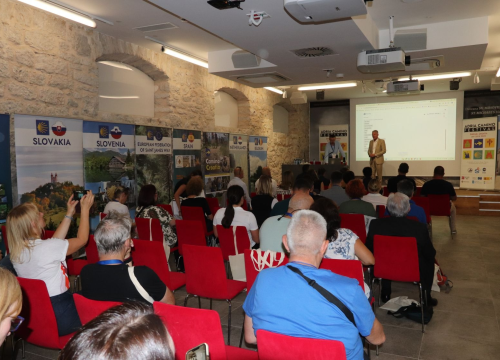 U Šibeniku otvoren Adria Camino Festival: 'Šibenik je grad povijesti i duhovnosti, a Camino baština nas povezuje s cijelom Europom'