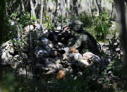 Fotografija 7 - Spektakularna vojna vježba kraj Knina: Pauci i Gromovi odmjerili snage