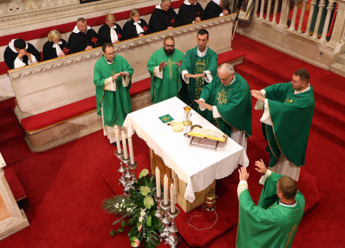 Fotografija 7 - Mladi Šibenčani u procesiji za blagdan svetog Mihovila