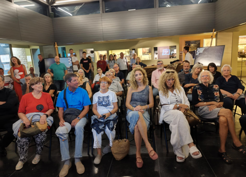 Fotografija 4 - Splavarenje koje je ušlo u povijest: Predstavljena knjiga o avanturi niz Krku 1964.