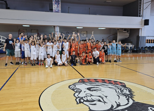 Fotografija 10 - FOTO Dječaci iz OKK Dražen Petrović uvjerljivi pobjednici turnira 'Gradu na dar'