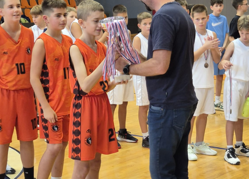 Fotografija 17 - FOTO Dječaci iz OKK Dražen Petrović uvjerljivi pobjednici turnira 'Gradu na dar'