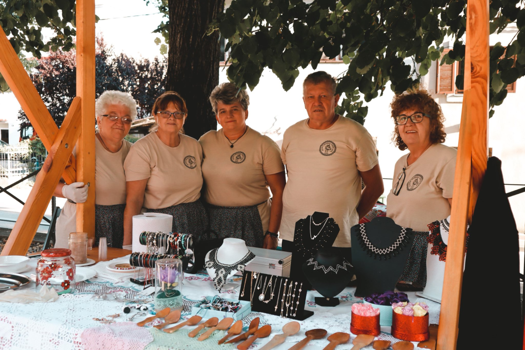 U Kninu održan prvi Festival starih zanata i Festival diplara