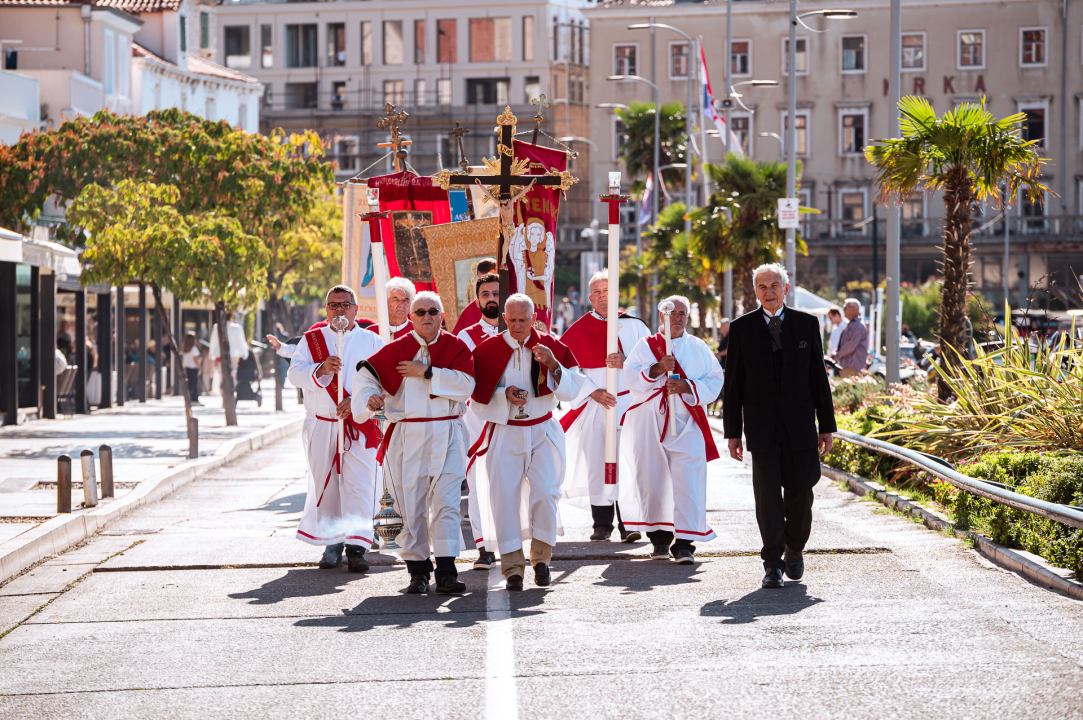 FOTO Održana svečana procesija i sveta misa u povodu blagdana sv. Mihovila