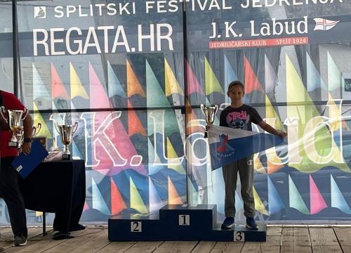 Fotografija 2 - Šibenski jedriličari Mila Perkov i Jakov Blinja briljirali na Maloj Mrdulji u Splitu