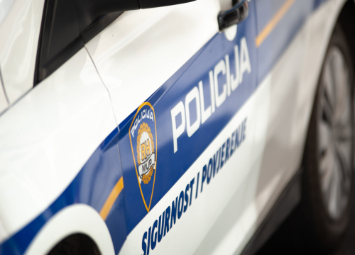 U Grebaštici ukraden propeler s jedrilice, u NP Krka Poljakinja ostala bez novčanika