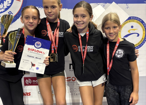 Fotografija 3 - FOTO Karatašima Okita 28 medalja i drugo mjesto ekipno u Mostaru