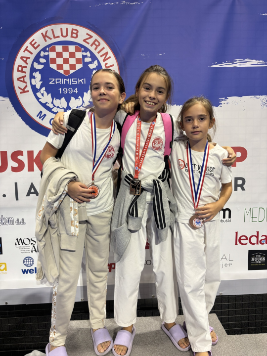 FOTO Karatašima Okita 28 medalja i drugo mjesto ekipno u Mostaru