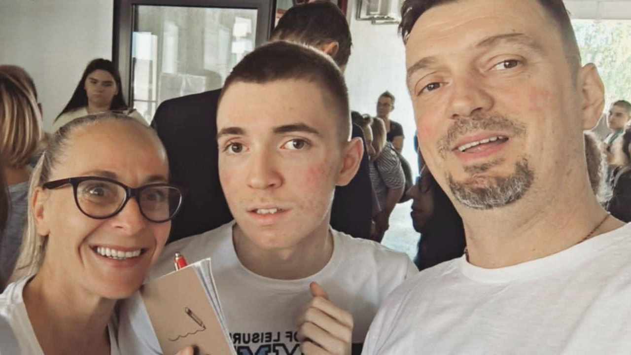 Mladi Šibenčanin Jakov ima autizam, a slike su njegove riječi: 'Pred njim je prva samostalna izložba'