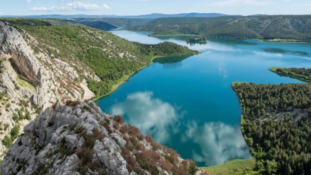 Rogovo – skriveni vidikovac Krke s pogledom koji oduzima dah