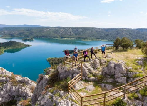 Fotografija 3 - Rogovo – skriveni vidikovac Krke s pogledom koji oduzima dah