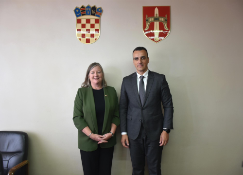 Župan primio veleposlanicu Irske, razgovarali o kulturnoj suradnji i europskoj integraciji