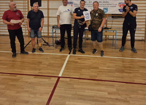 Fotografija 14 - FOTO Klub sjedeće odbojke Knin 95 domaćin Kupa Hrvatske: Naslov pripao Zagrebu