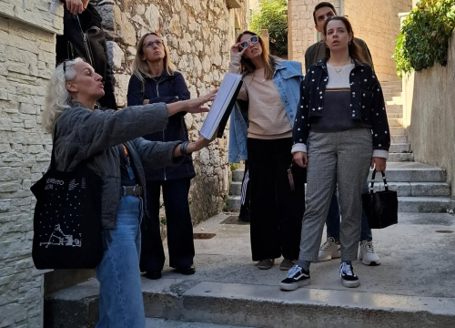 Fotografija 9 - U Šibeniku održana interaktivna interpretacijska šetnja 'Tragovima Ivana Vitića'