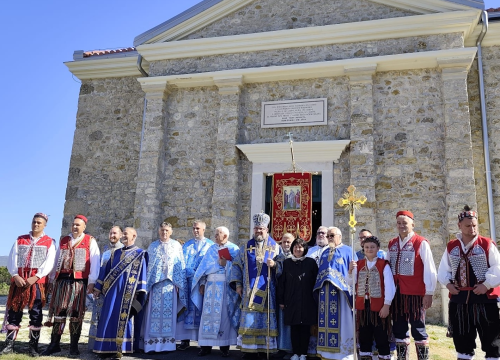 U Kričkama kod Drniša svečano je proslavljen blagdan Pokrova presvete Bogorodice