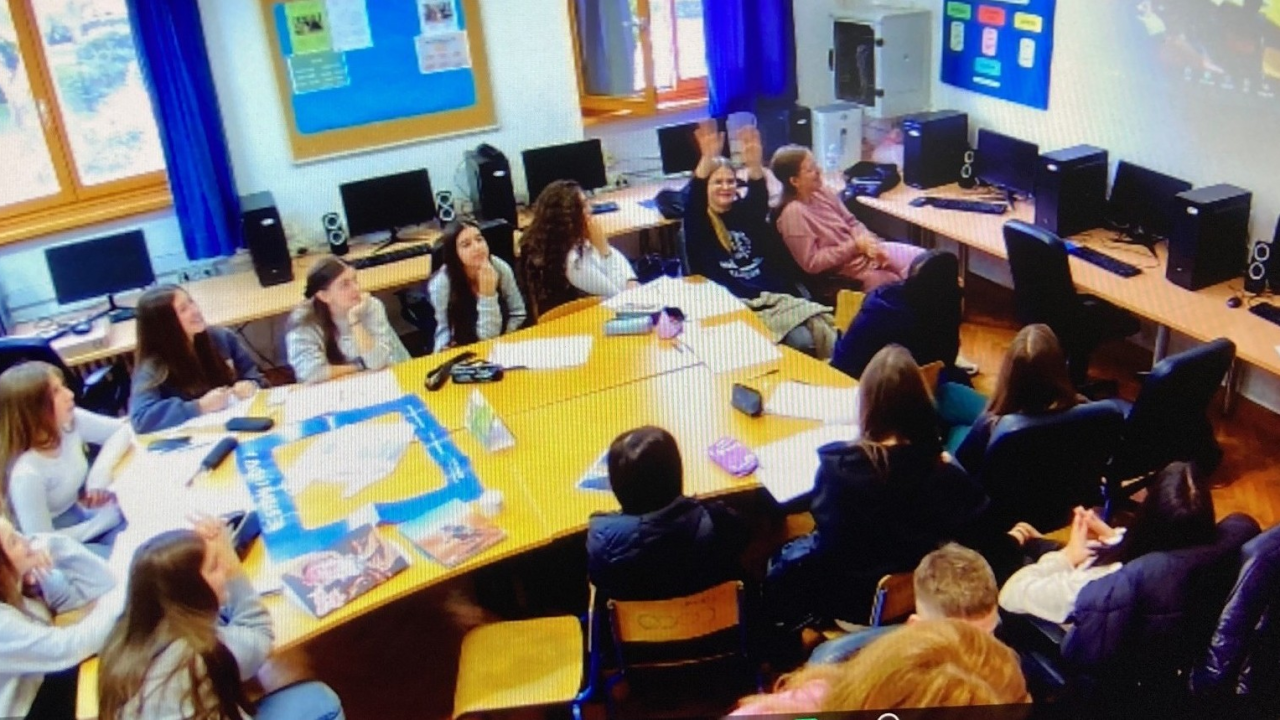 Razmjena mišljenja i očekivanja od budućnosti novca: Učenici iz Drniša uključeni u projekt 'Digitalni euro'