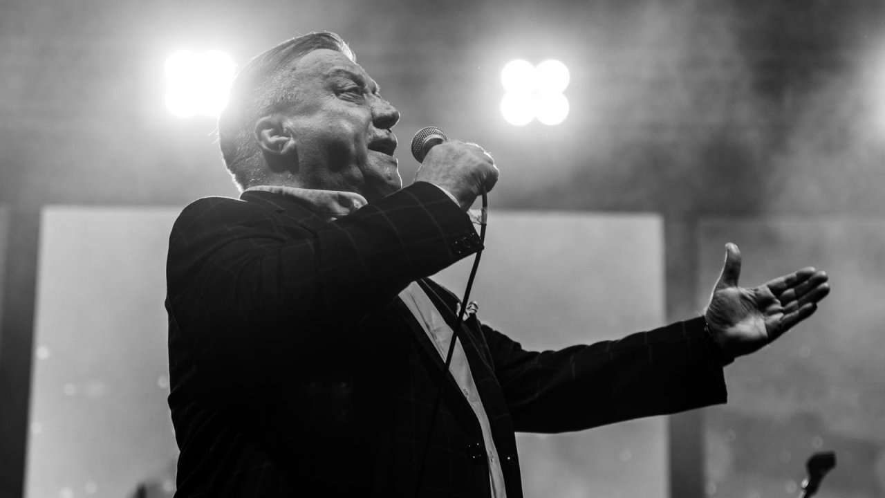 Preminuo je Halid Bešlić