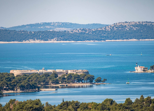 Srijeda sunčana i toplija. I dalje vjetrovito