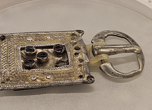 Fotografija 9 - Otvorena izložba 'Et post mortem vita' u kninskom muzeju