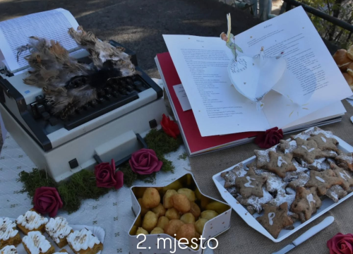 Fotografija 11 - Učenici Gimnazije Antuna Vrančića kreativnim prezentacijama obilježili Dan kruha