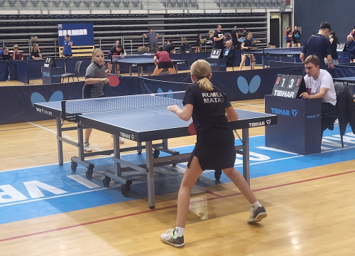 Fotografija 4 - FOTO Stolnotenisačice Šibenika nastupile na memorijalu u Osijeku, Katja i Loreta Mandić stigle do polufinala
