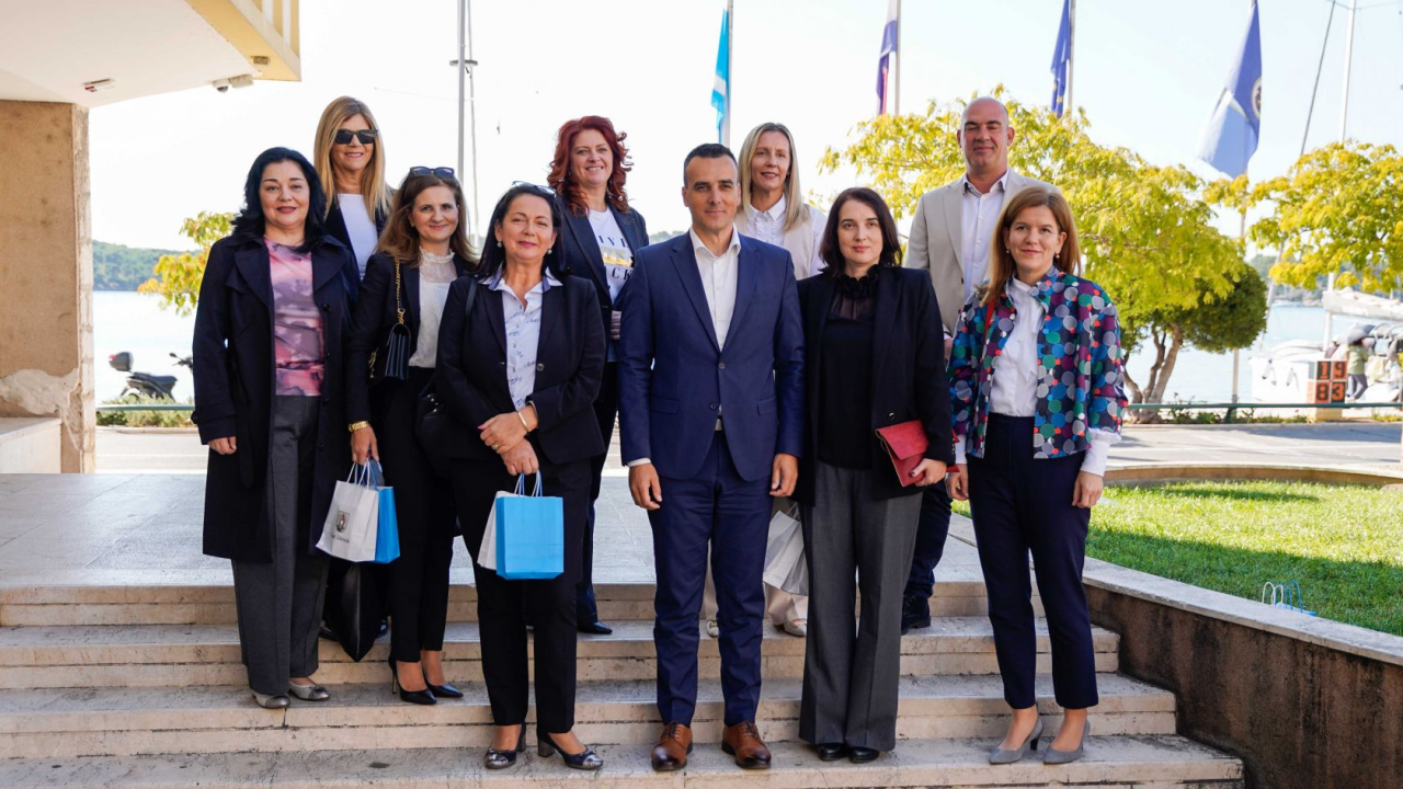 Devet učiteljica među najboljima u Hrvatskoj: 'Ponosni smo na vas i zahvalni što svojim primjerom doprinosite kvalitetnijem obrazovanju'