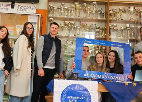 U Ekonomskoj školi provedena edukacija o mogućnostima sudjelovanja u Erasmus+ projektima
