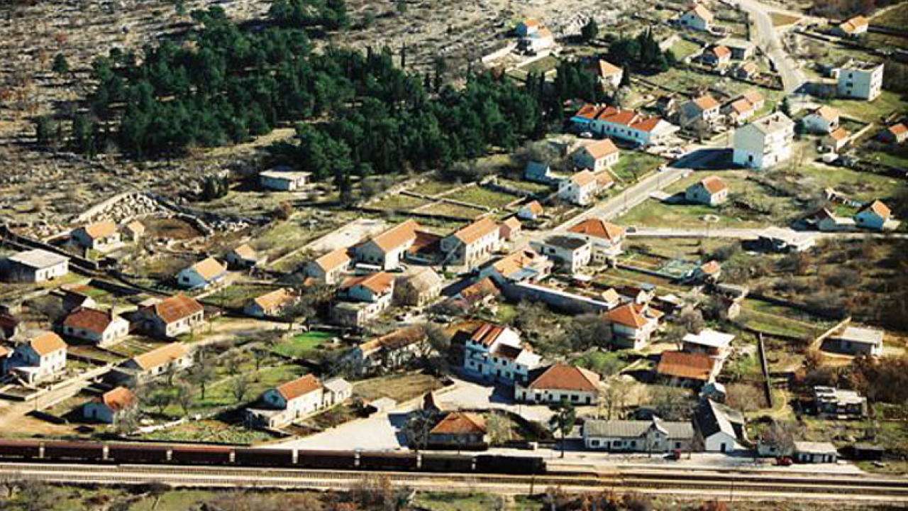 Prezimena iz općine Unešić: Od Bulata, Burića i Dželalije do Nakića, Pilića i Rajčića