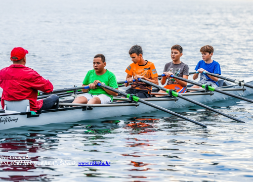 Krka poslala najmlađe veslače na Pag: Vratili se s tri zlata, srebrom i dvije bronce