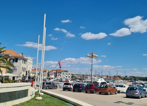 Ukradene parking rampe u Vodicama