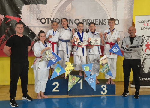 Karatašima Šibenika dva zlata i pet bronci u Mostaru