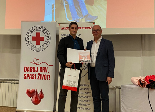 Fotografija 11 - Crveni križ Knin obilježio Dan darivatelja krvi: 'Prikupili 670 doza krvi samo u ovoj godini'