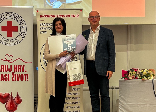 Fotografija 15 - Crveni križ Knin obilježio Dan darivatelja krvi: 'Prikupili 670 doza krvi samo u ovoj godini'
