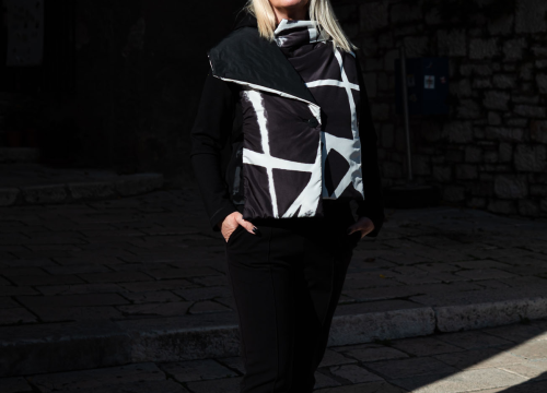 Fotografija 9 - FOTO Modni raj u Šibeniku: Otkrijte ekskluzivne kolekcije hrvatskih dizajnera u Galeriji Juraj Dalmatinac!